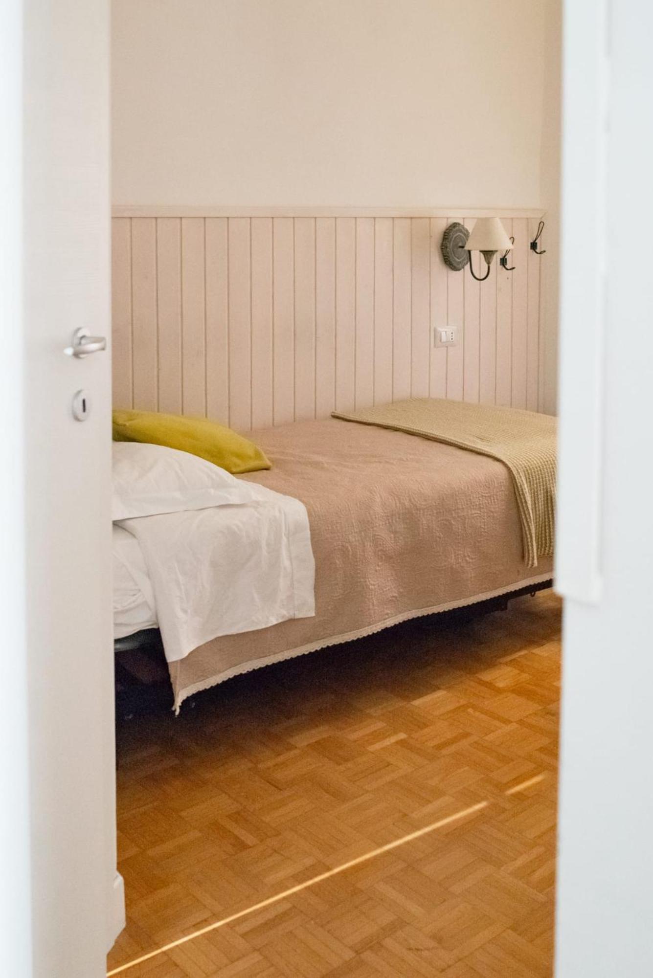 Residenza I Rioni Guesthouse Rome Exterior photo